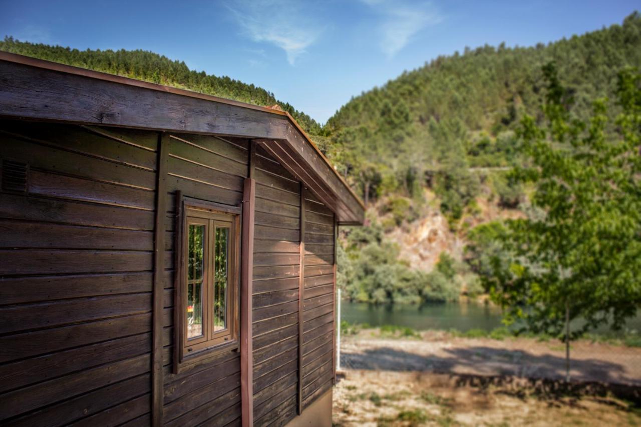 Xisto Camping Janeiro de Baixo Екстериор снимка